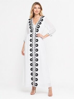 Sage & Vicky MAXI DRESS BLACK WHITE FLORAL EMBROIDERED Hippie Bohemian Sz M